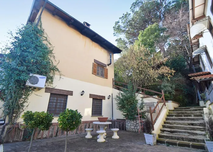 Gorgeous In With Swimming Pool Apartment